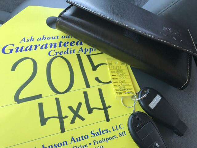 2015 RAM Ram Pickup 1500 4x4 SLT 4dr Crew Cab 5.5 ft. SB Pickup